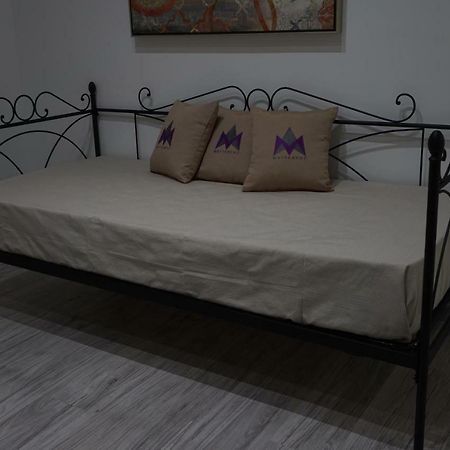 モンテローニ・ディ・レッチェ Mattandre Bed & Breakfast エクステリア 写真