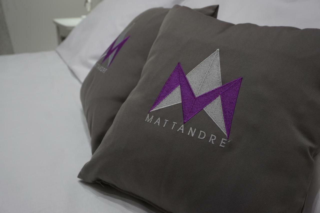 モンテローニ・ディ・レッチェ Mattandre Bed & Breakfast エクステリア 写真