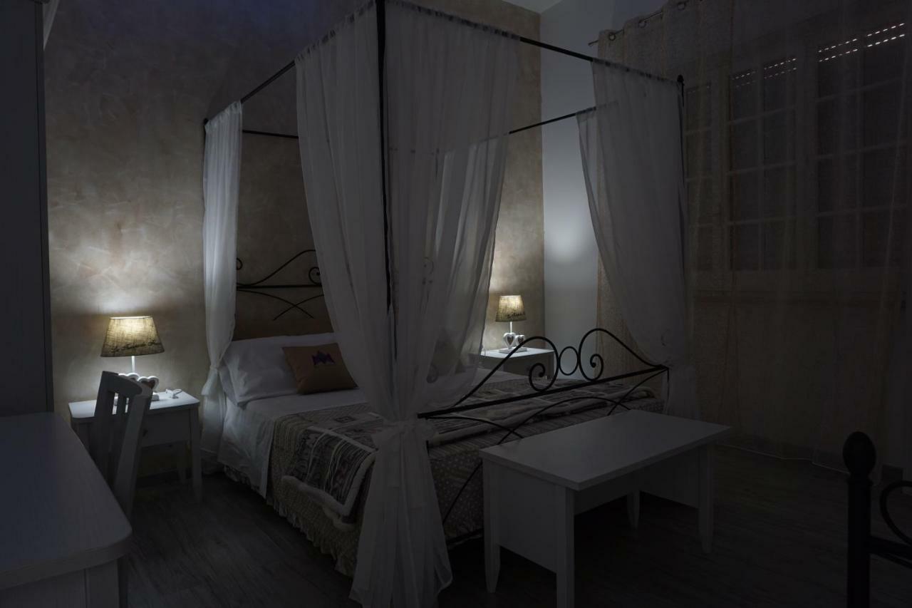 モンテローニ・ディ・レッチェ Mattandre Bed & Breakfast エクステリア 写真