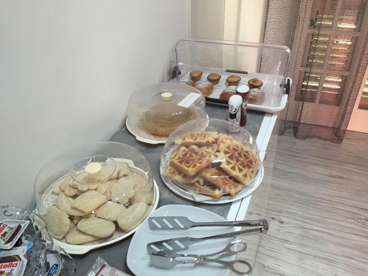 モンテローニ・ディ・レッチェ Mattandre Bed & Breakfast エクステリア 写真