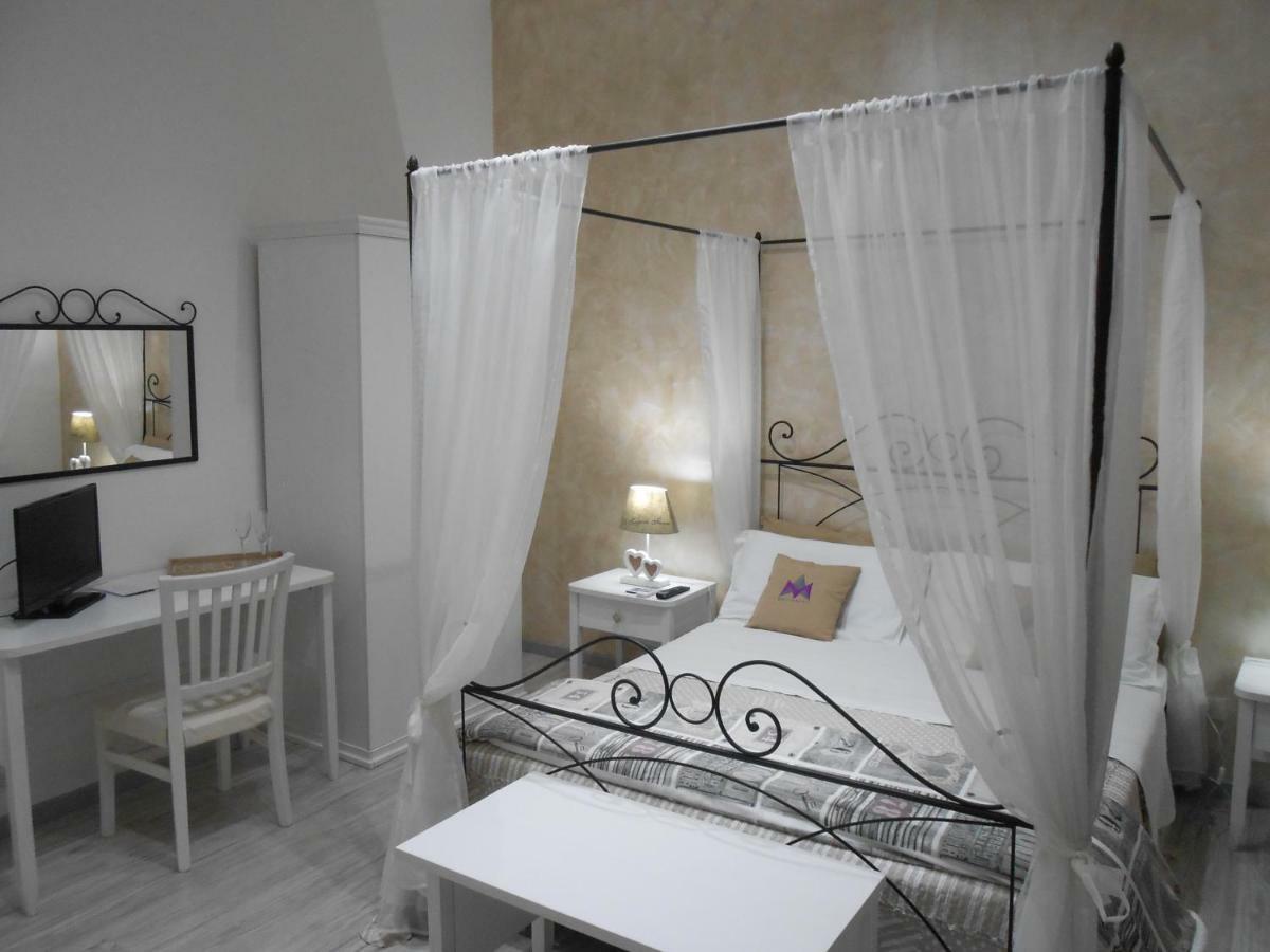 モンテローニ・ディ・レッチェ Mattandre Bed & Breakfast エクステリア 写真